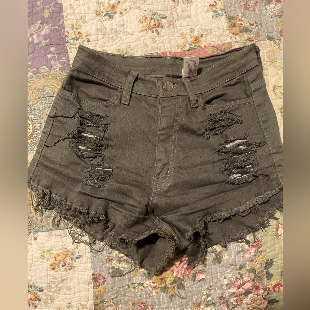 Vibrant Jean shorts size small
